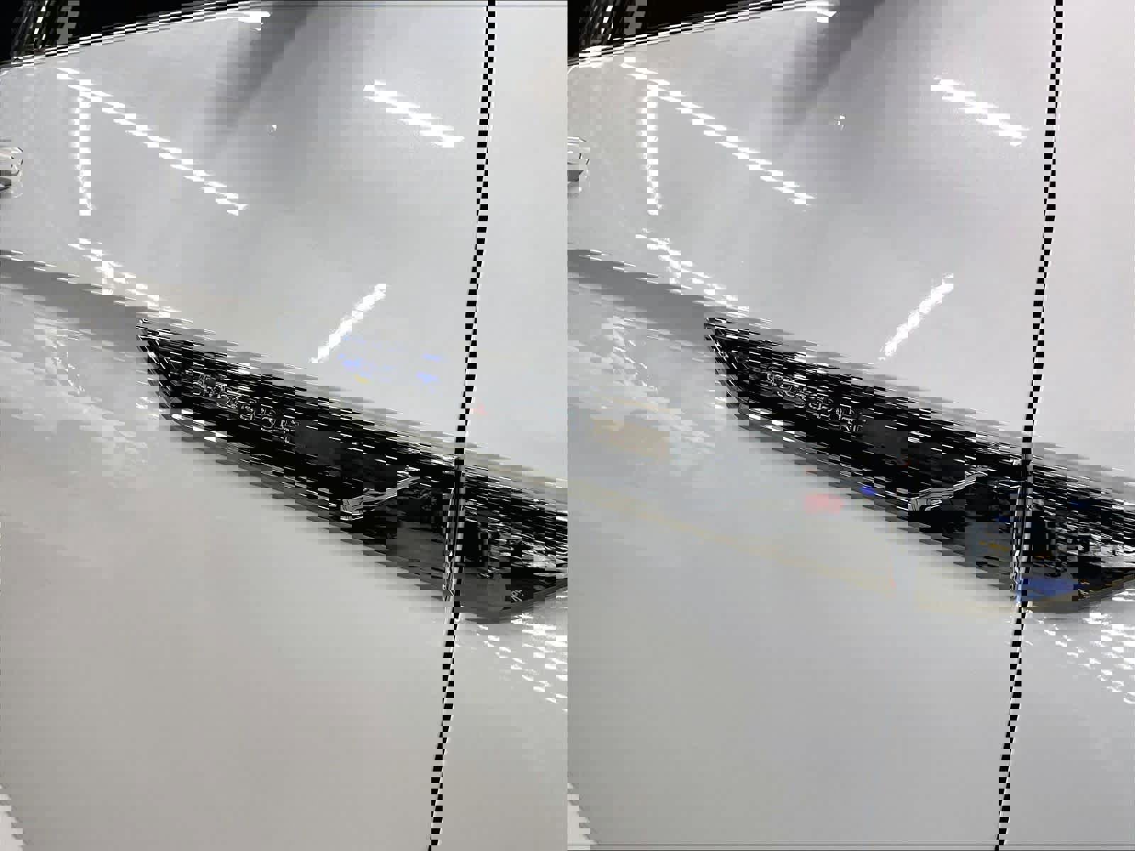 New 2026 Volkswagen Atlas Cross Sport SEL Premium R-Line image 32