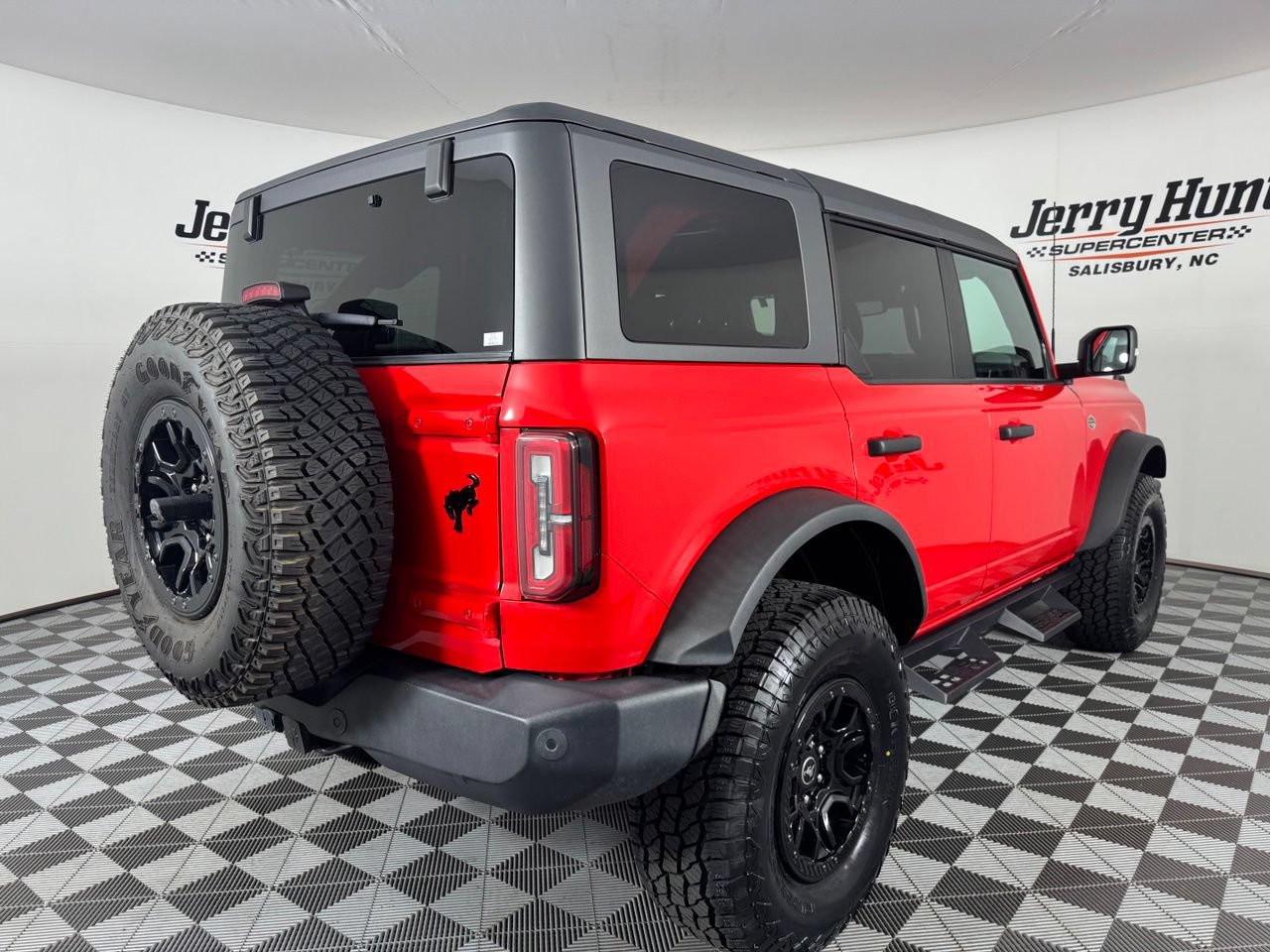 Used 2023 Ford Bronco Wildtrak AWD/4WD image 6