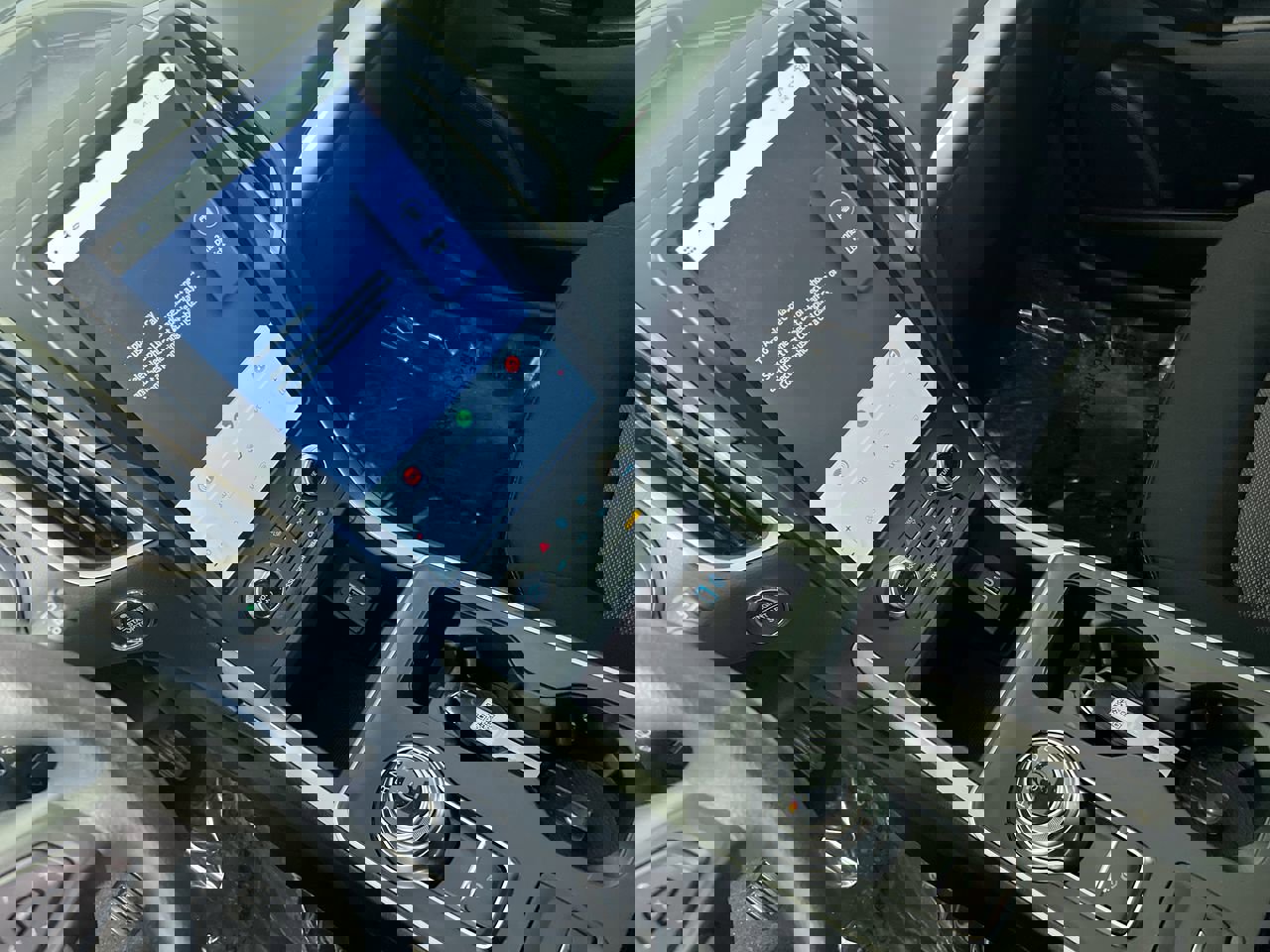 Used 2022 Ford Edge SE w/ Black Appearance Package image 24