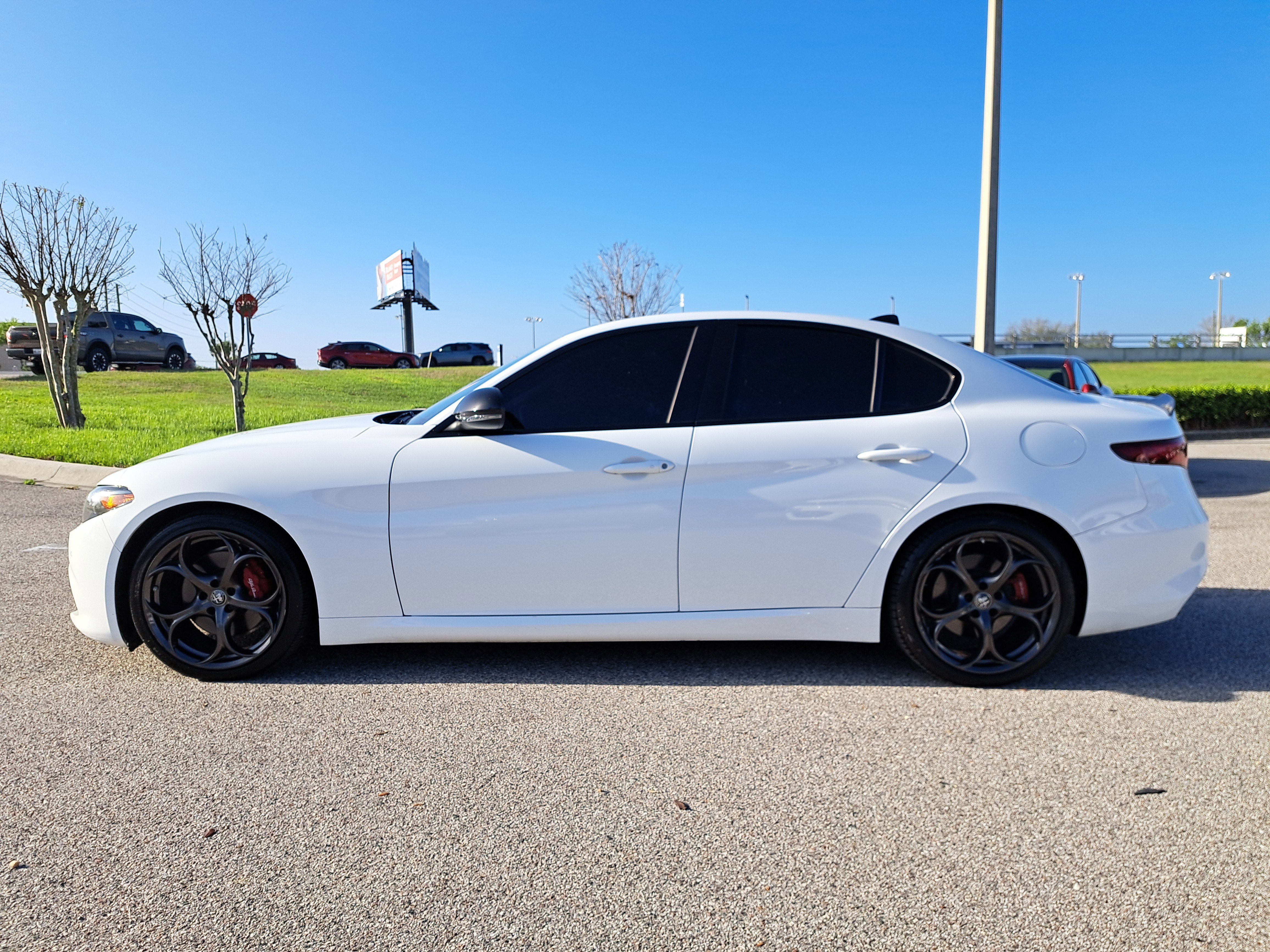 Used 2021 Alfa Romeo Giulia Ti Sport image 8