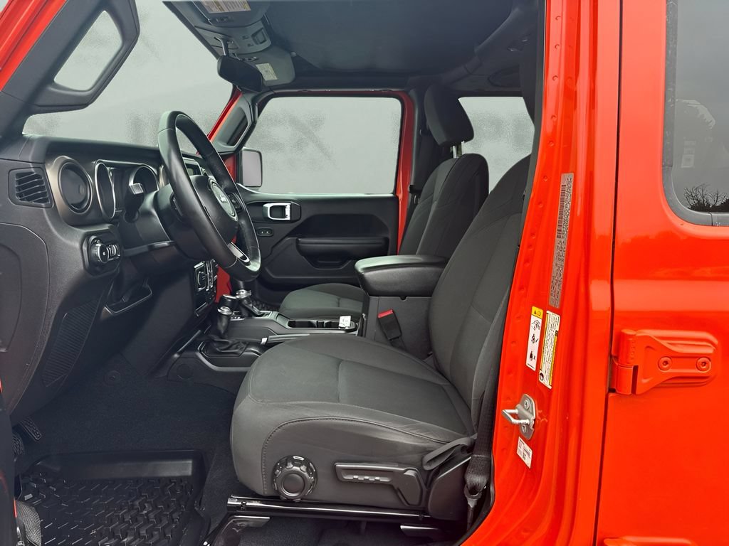 Used 2018 Jeep Wrangler Unlimited Sport S AWD/4WD image 5
