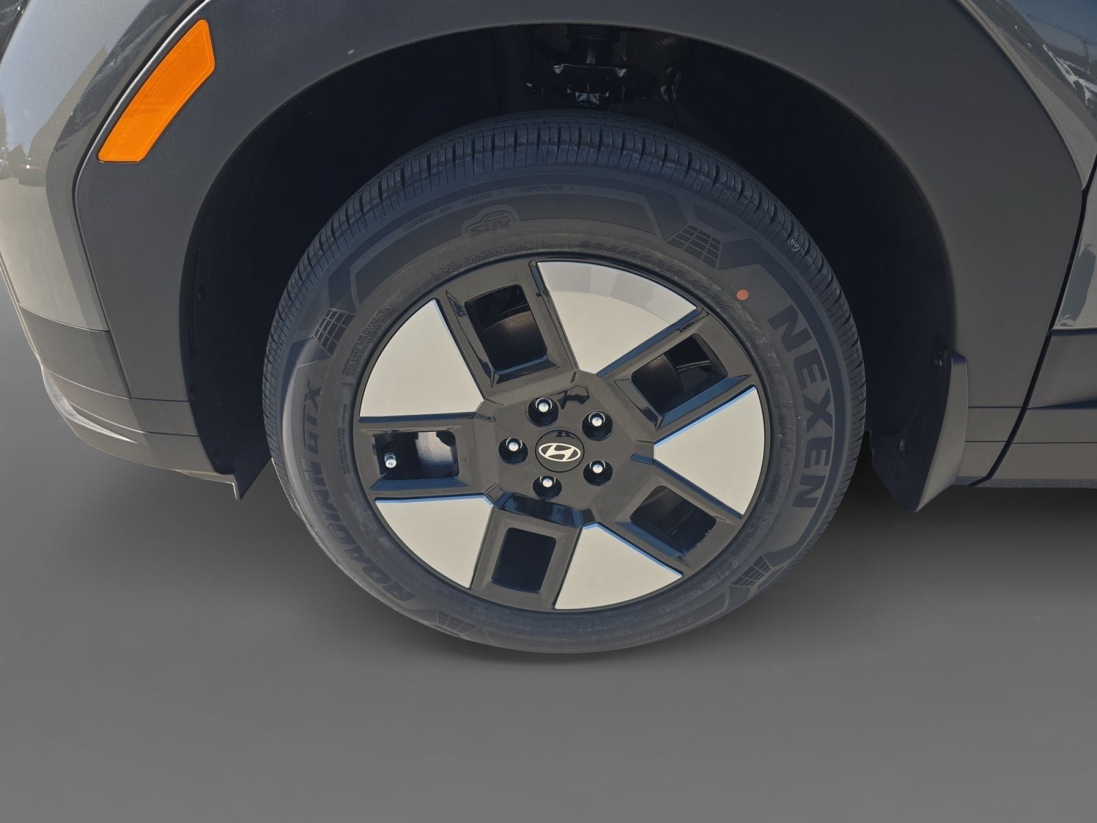 New 2026 Hyundai Santa Fe SE FWD image 9