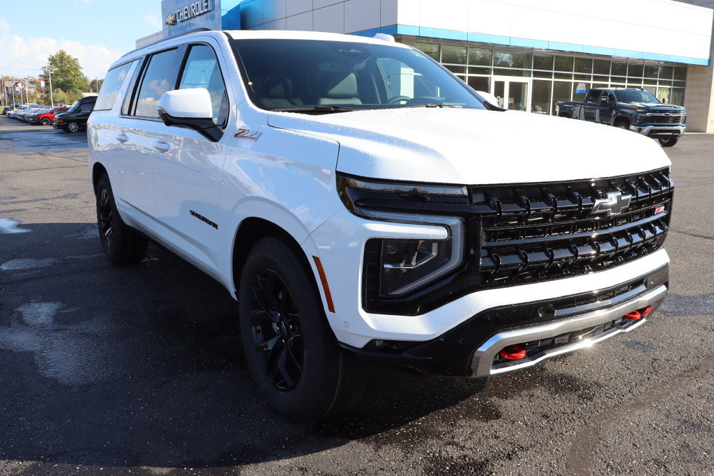 New 2027 Chevrolet Suburban Z71 w/ Z71 Off-Road Package AWD/4WD image 2