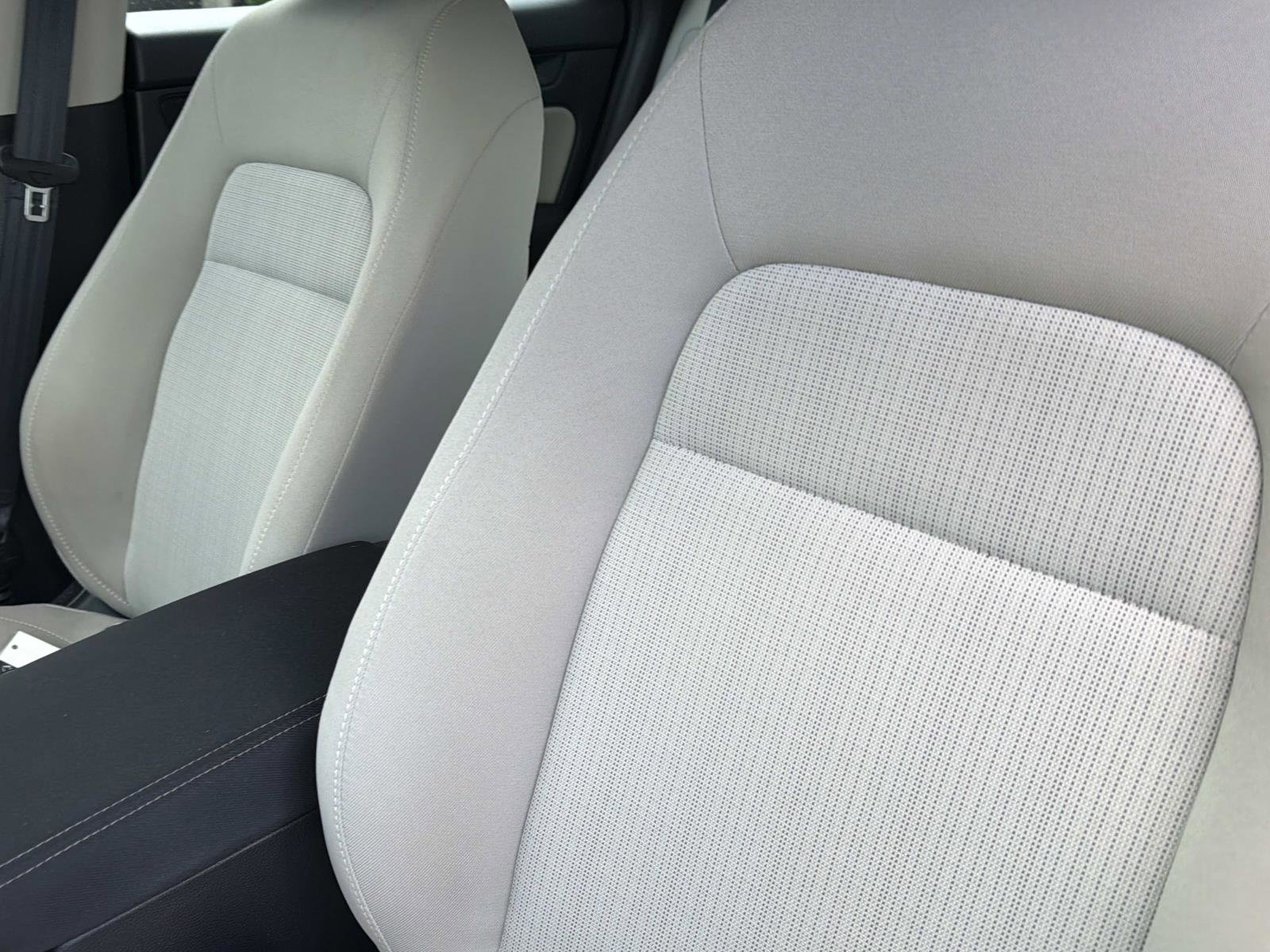 Used 2022 Honda Civic LX image 17