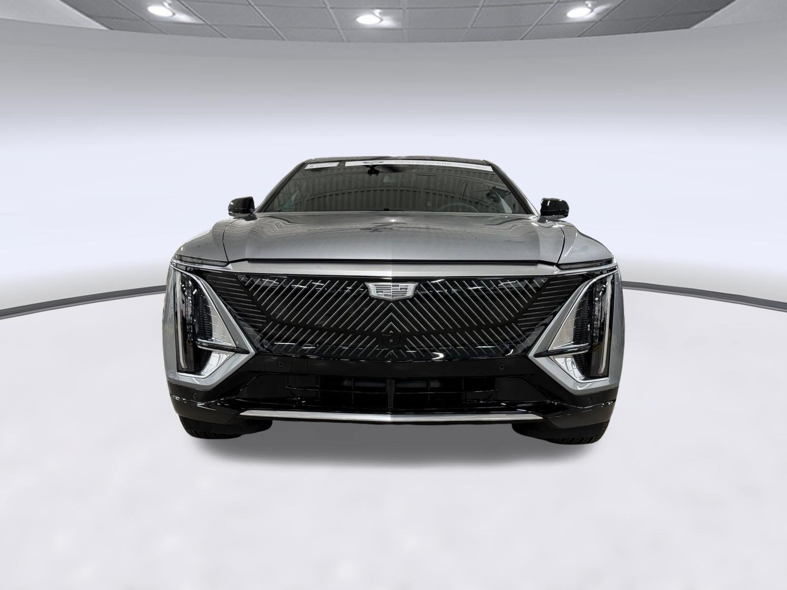 Certified 2024 Cadillac Lyriq Tech w/ Driver Assist Package AWD/4WD image 6
