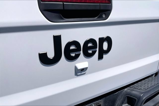 Used 2023 Jeep Gladiator Sport AWD/4WD image 33