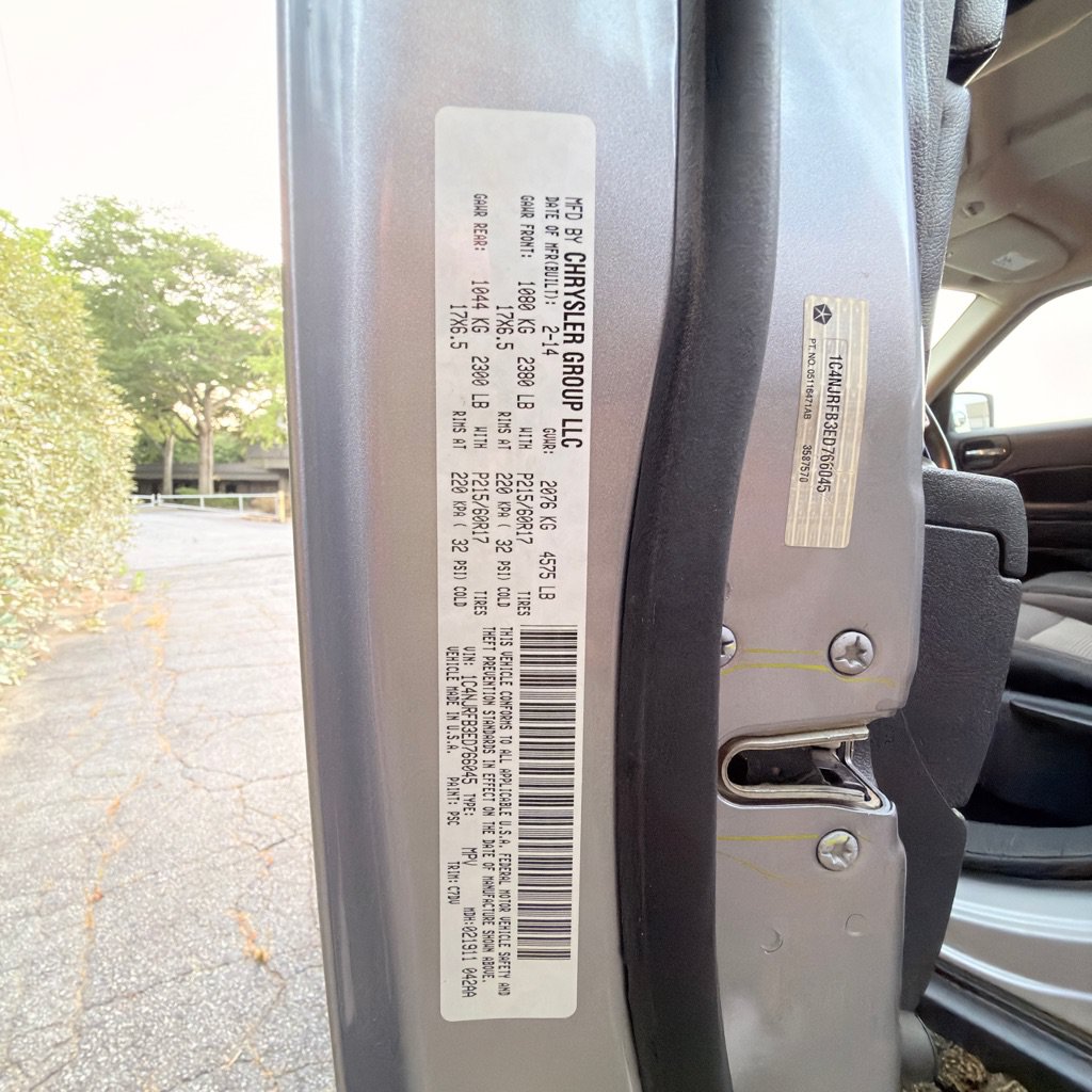 Used 2014 Jeep Patriot Latitude AWD/4WD image 48