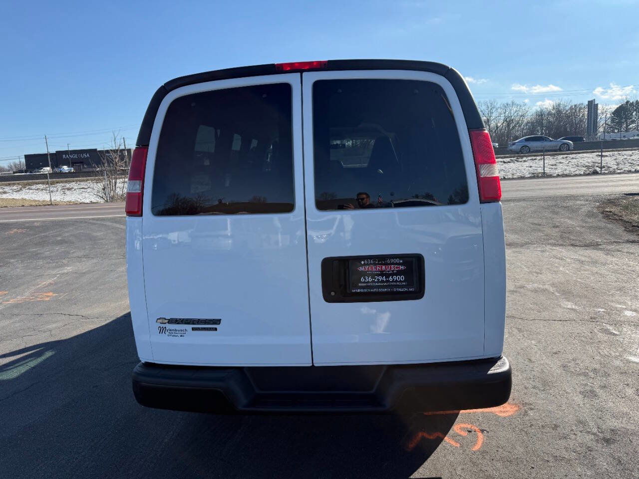 Used 2016 Chevrolet Express 2500 LS image 6