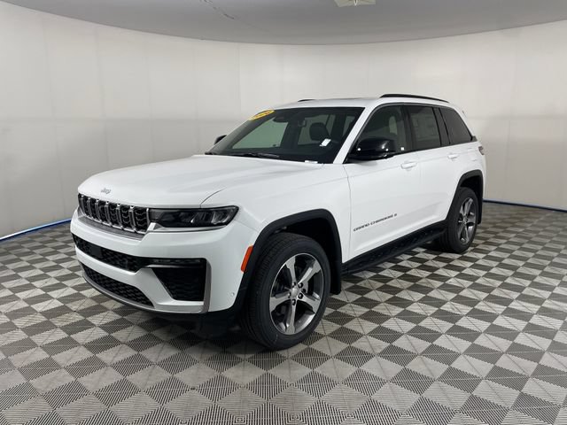 New 2026 Jeep Grand Cherokee Limited w/ Luxury Tech Group II AWD/4WD image 1
