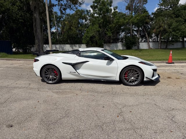 New 2027 Chevrolet Corvette Z06 RWD image 13
