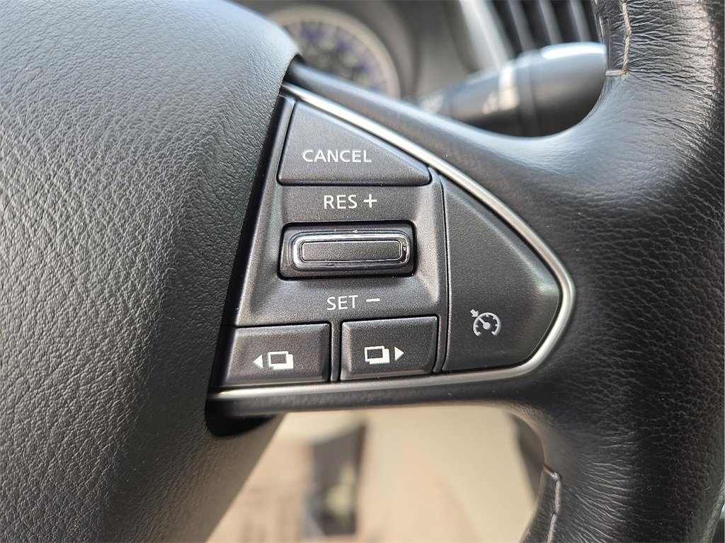 Used 2017 INFINITI Q50 3.0t Premium w/ Driver Assistance Package image 24