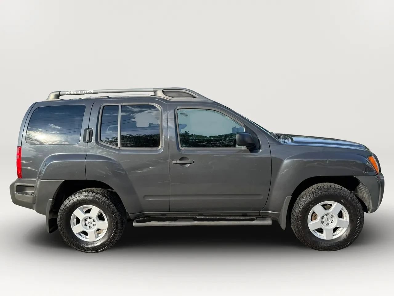 Used 2007 Nissan Xterra S w/ Utility Pkg AWD/4WD image 2