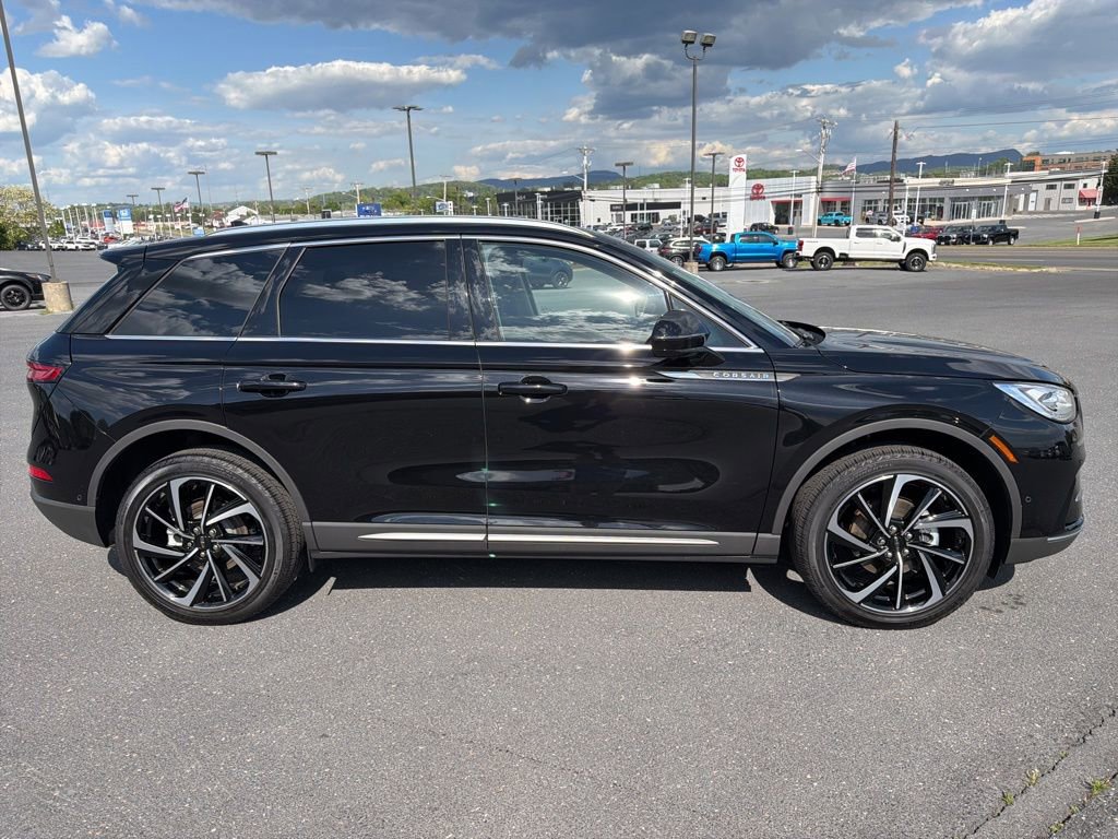 Certified 2023 Lincoln Corsair Reserve w/ Equipment Group 202A AWD/4WD image 7