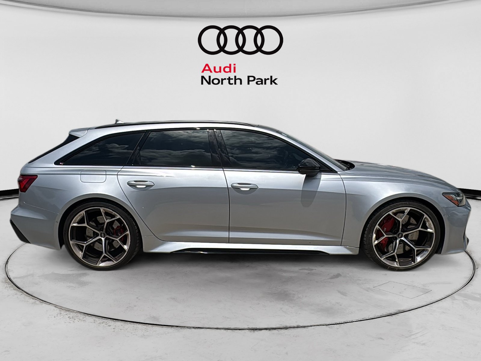 Used 2024 Audi RS 6 performance AWD/4WD image 8