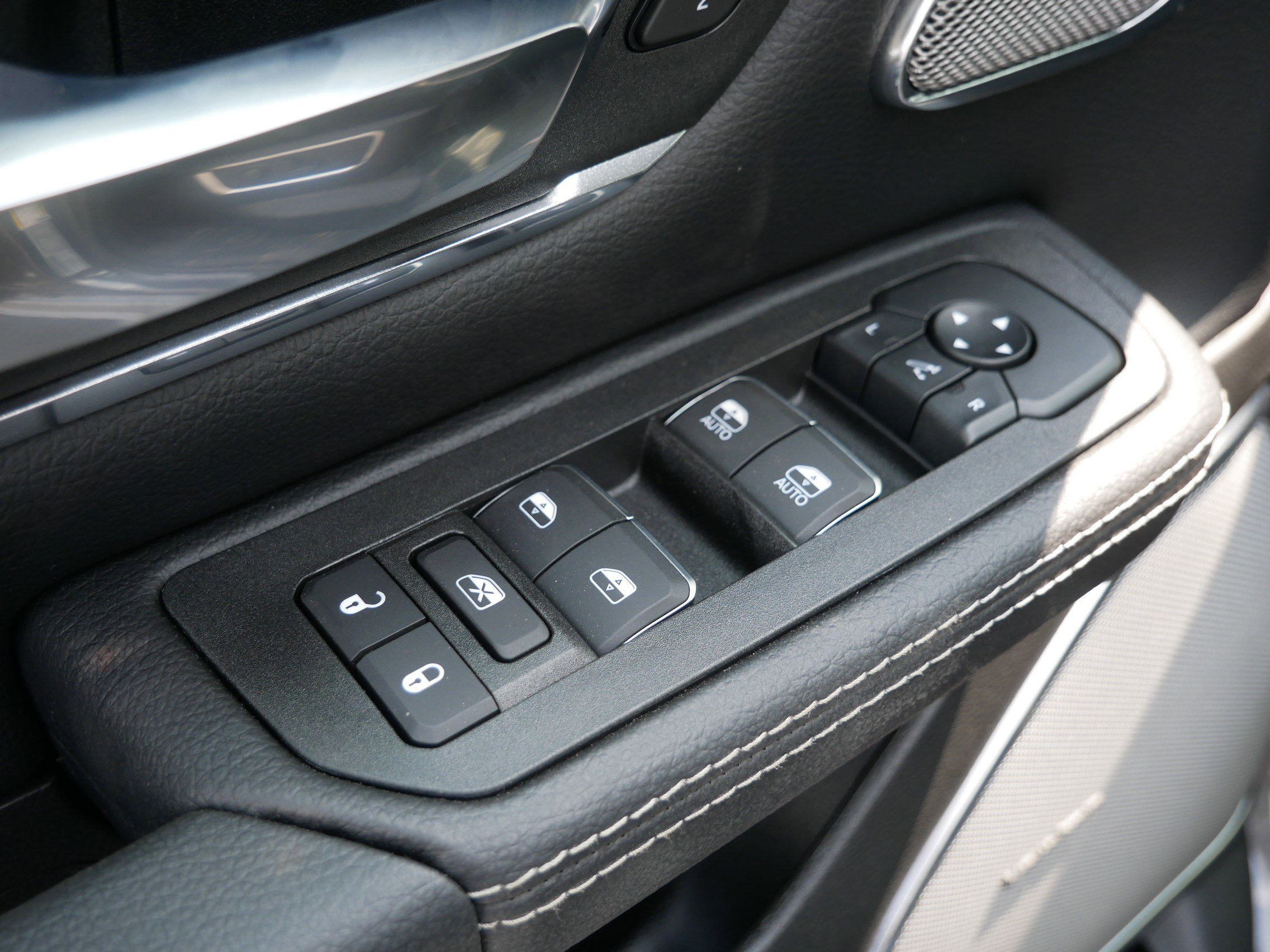 New 2026 RAM 1500 Laramie w/ Night Edition image 7