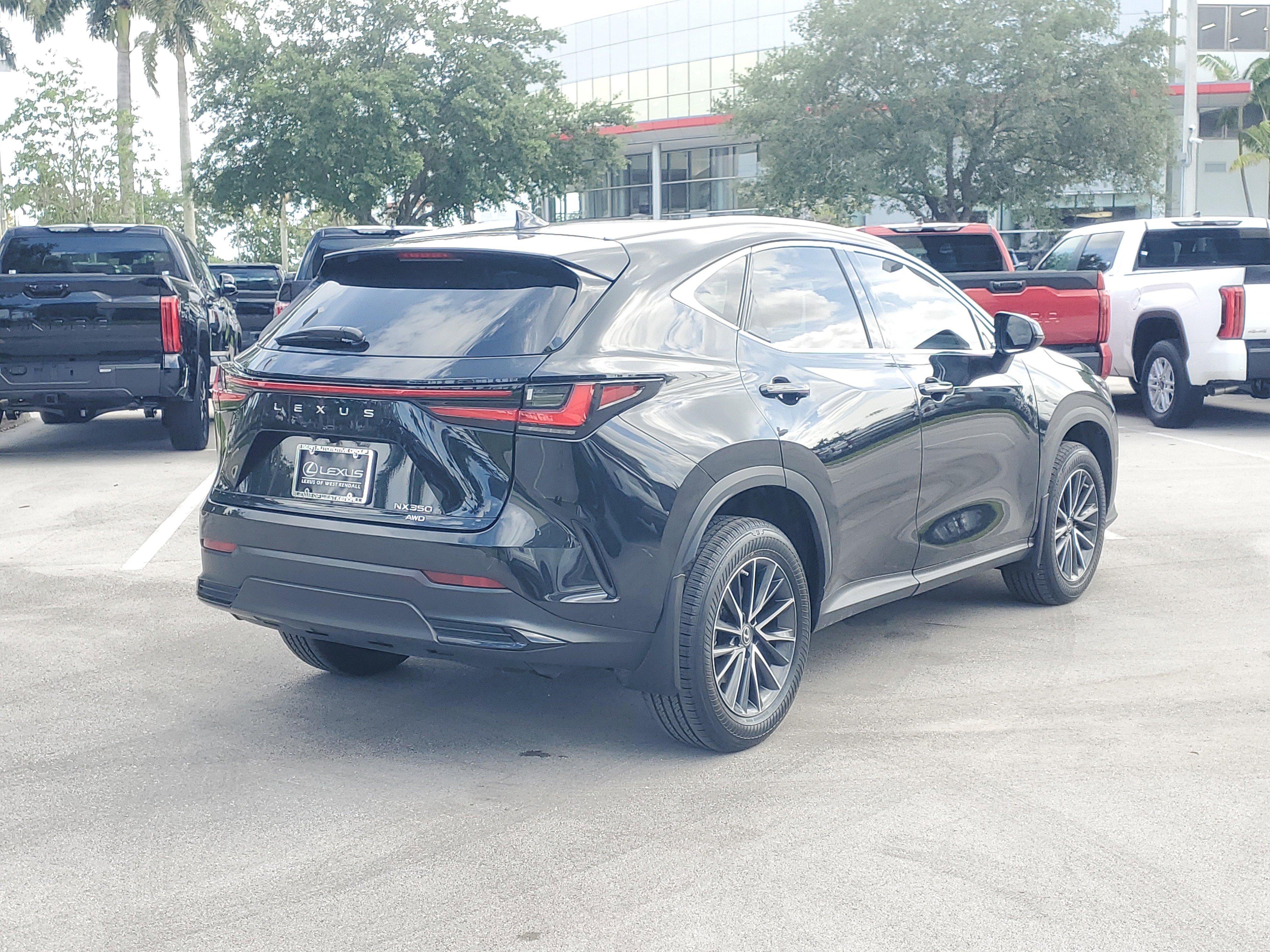 Used 2022 Lexus NX 350 AWD image 10