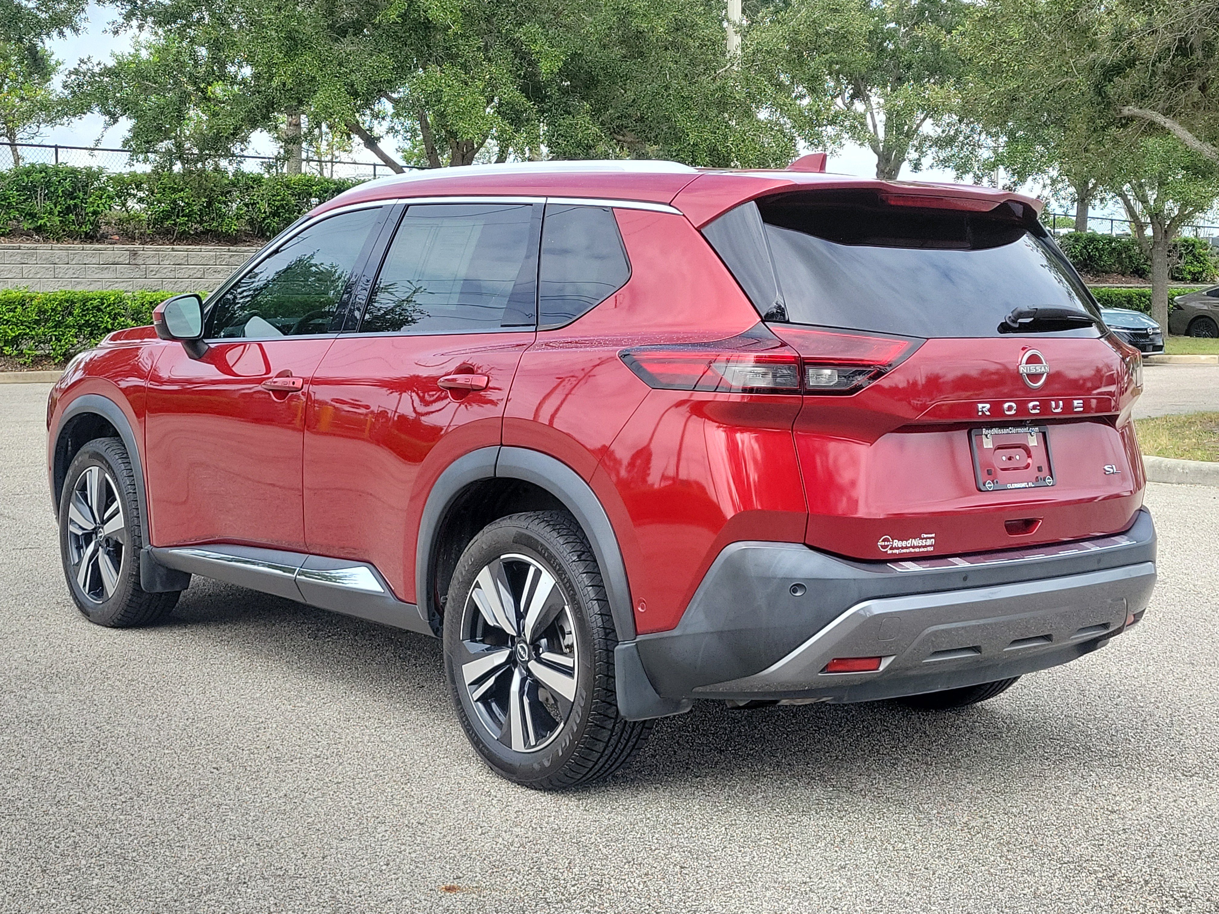 Certified 2022 Nissan Rogue SL w/ SL Premium Package FWD image 8