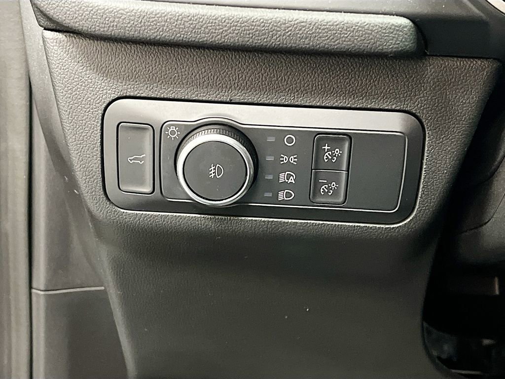 Used 2022 Ford Escape SEL image 10