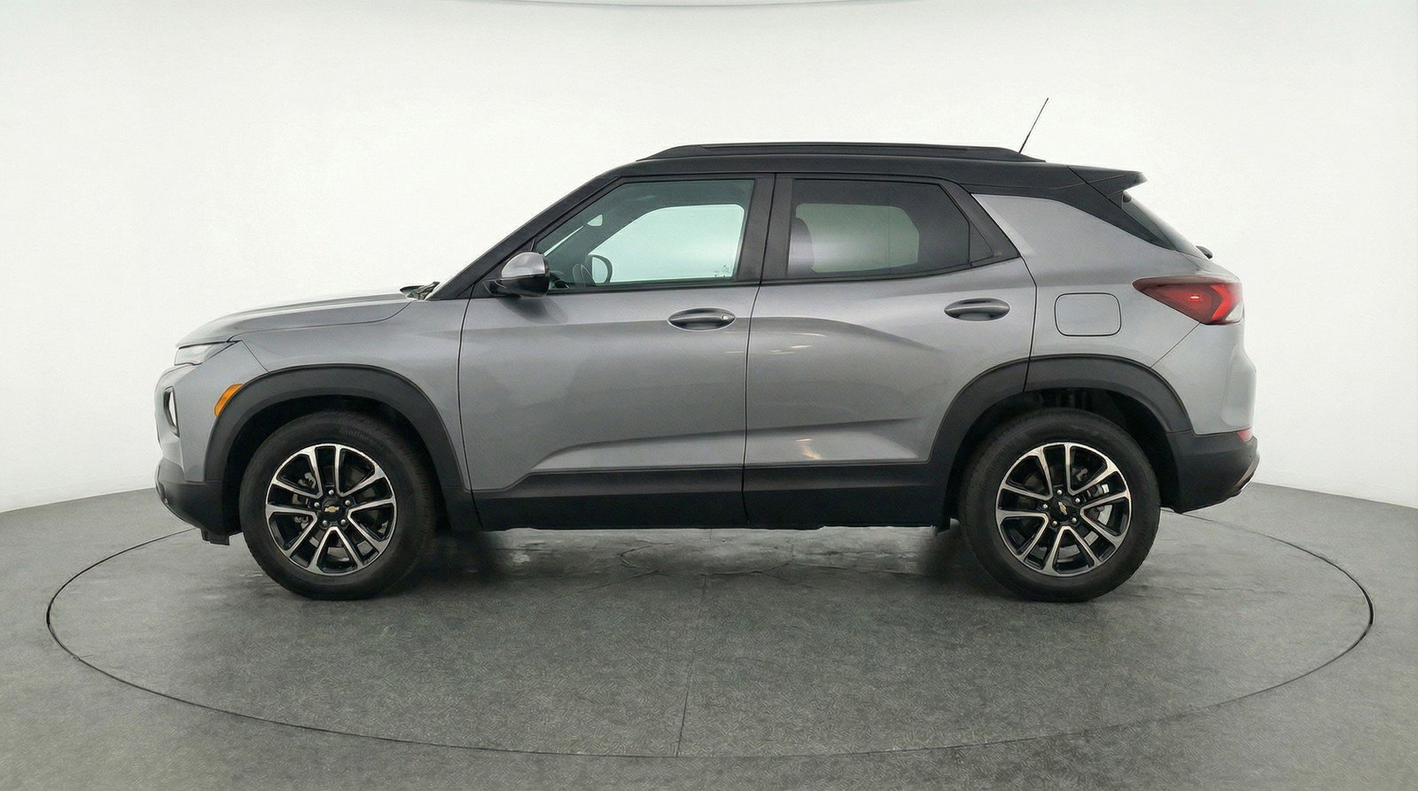 Used 2025 Chevrolet TrailBlazer LT image 5