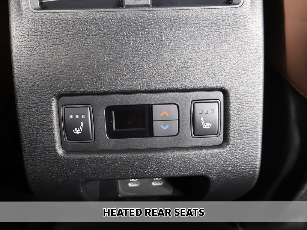 New 2025 Mitsubishi Outlander SEL image 12