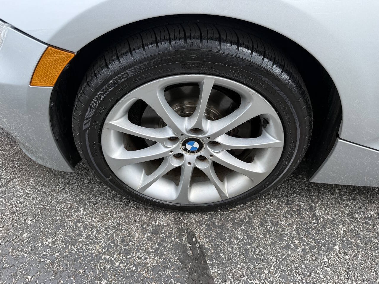Used 2006 BMW Z4 3.0i RWD image 9