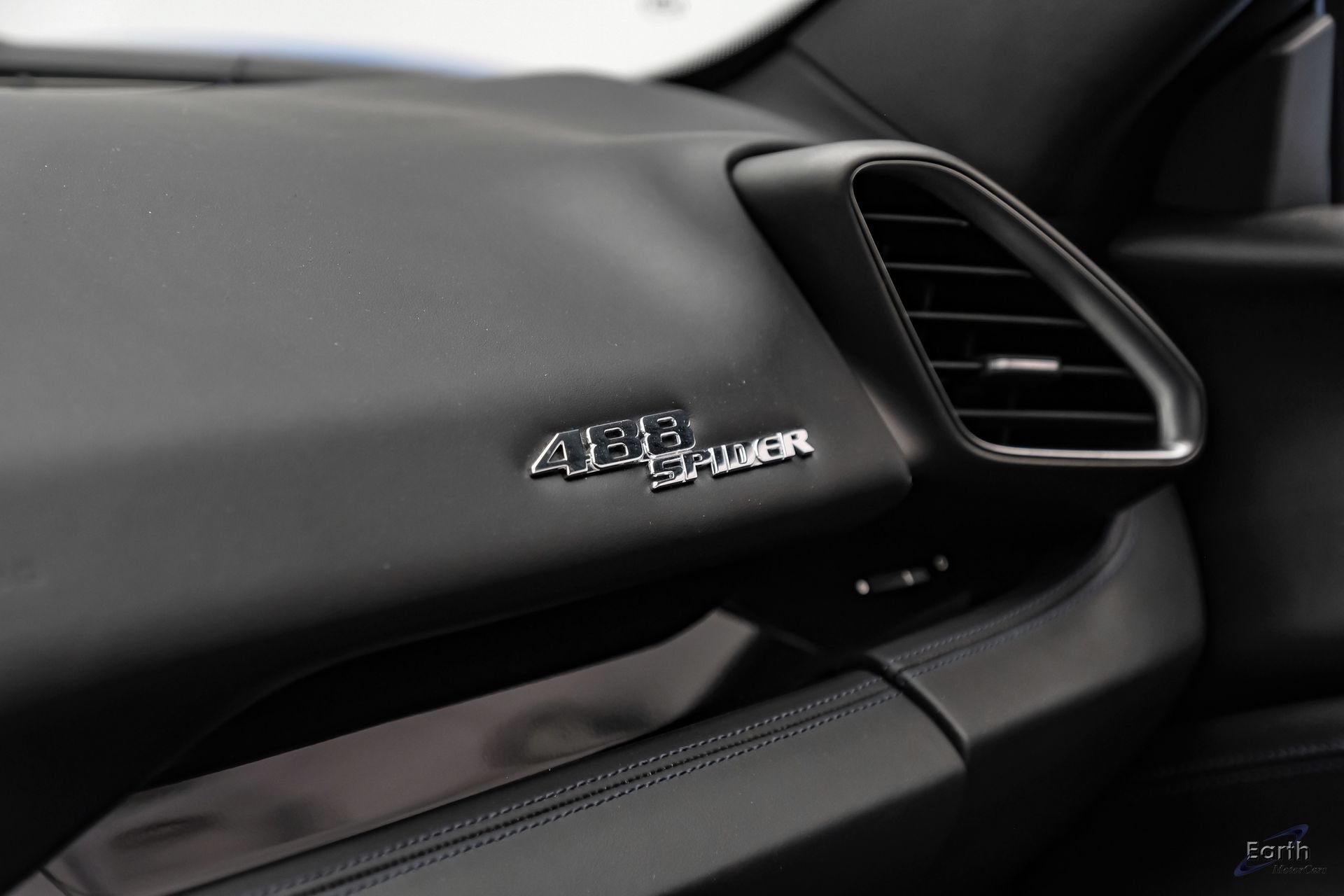 Used 2017 Ferrari 488 Spider RWD image 87