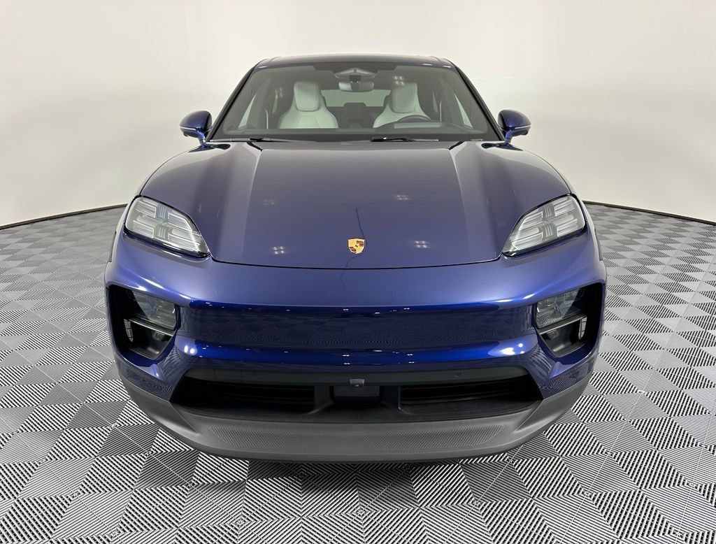 Certified 2026 Porsche Macan 4 Electric w/ Premium Package AWD/4WD image 8
