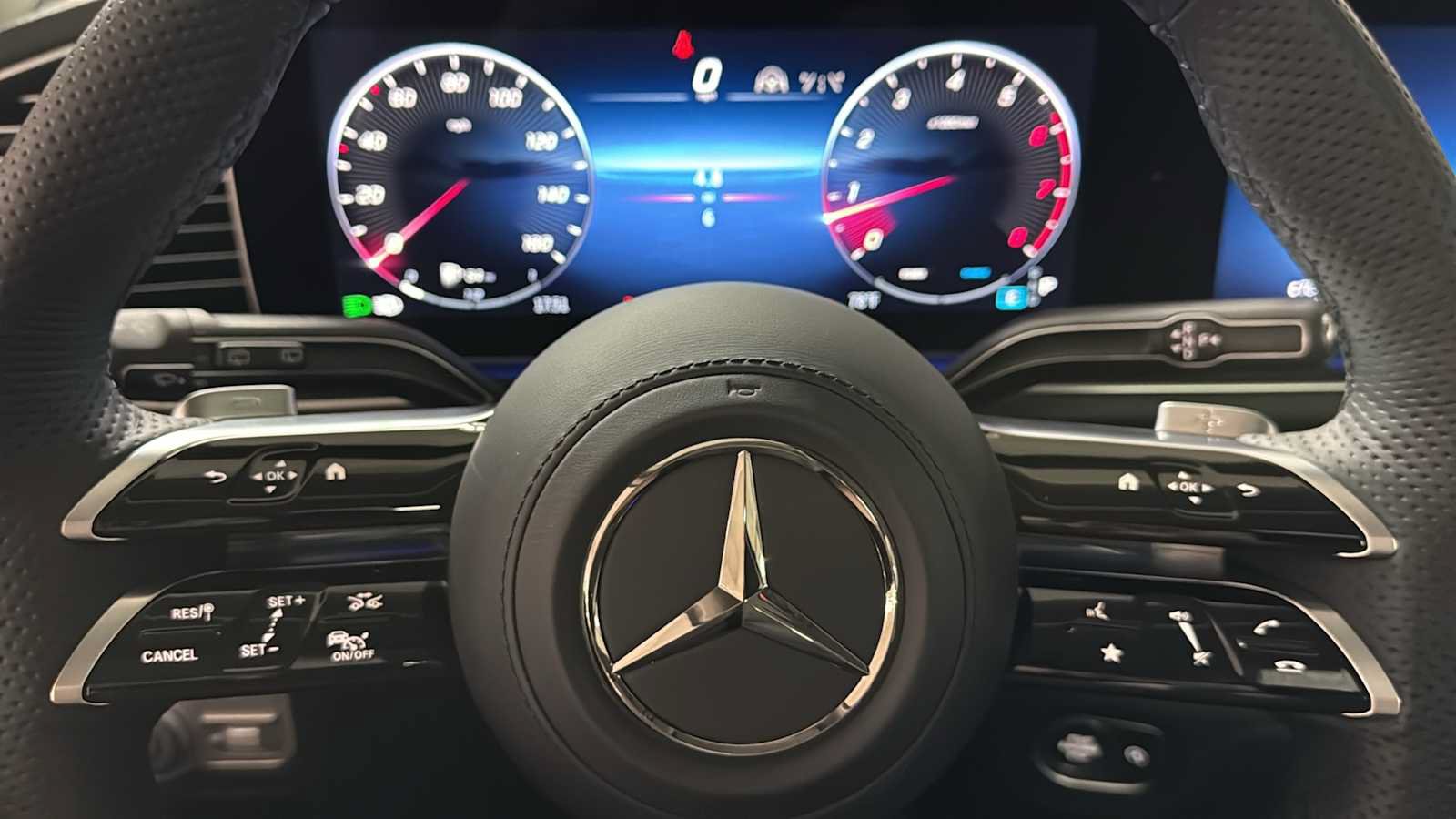 New 2026 Mercedes-Benz GLS 450 4MATIC image 18