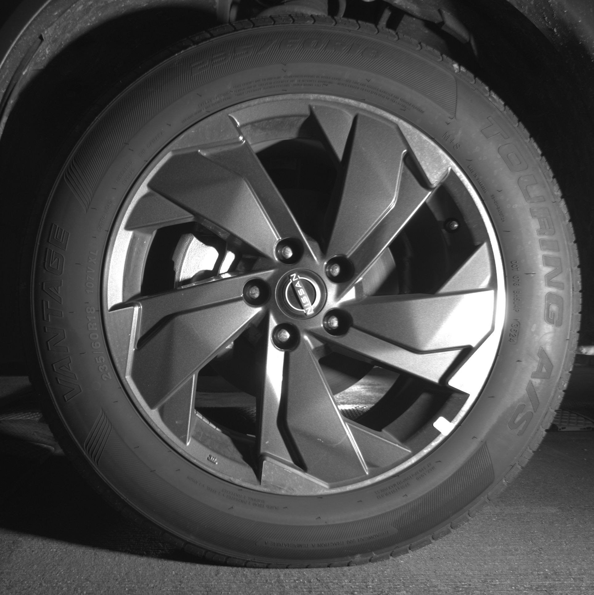 Used 2025 Nissan Rogue SV FWD image 12