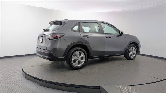 Used 2025 Honda HR-V LX image 8