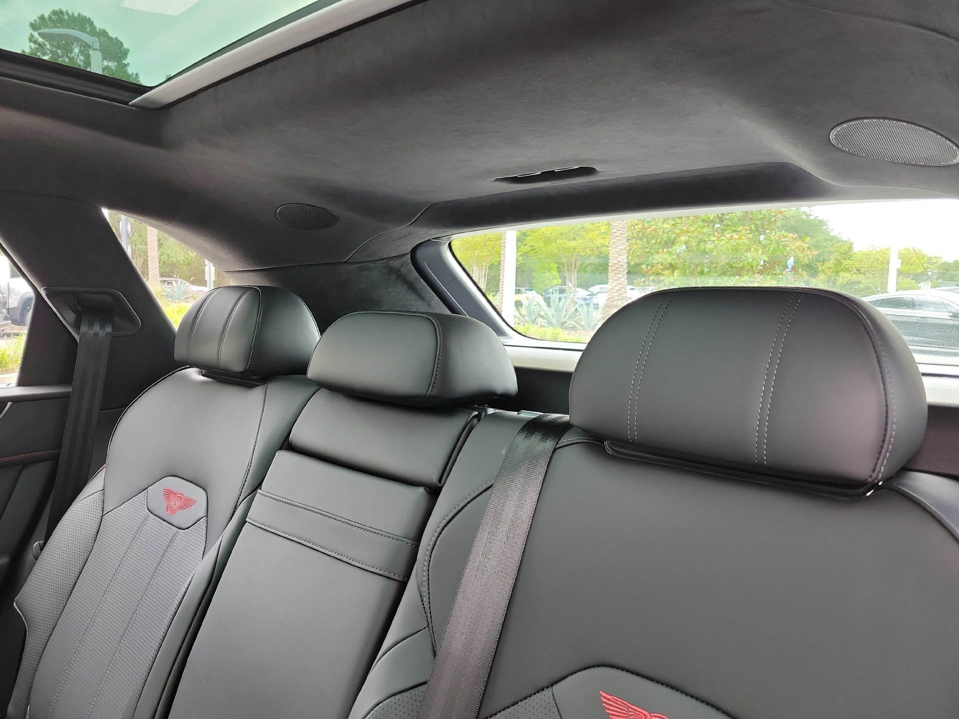 Certified 2023 Bentley Bentayga AWD/4WD image 21