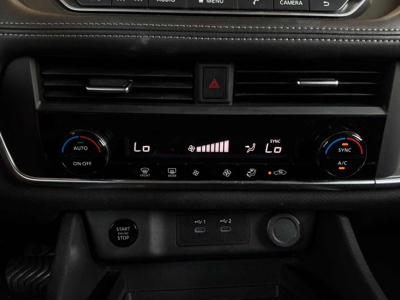 Used 2025 Nissan Rogue SV FWD image 28