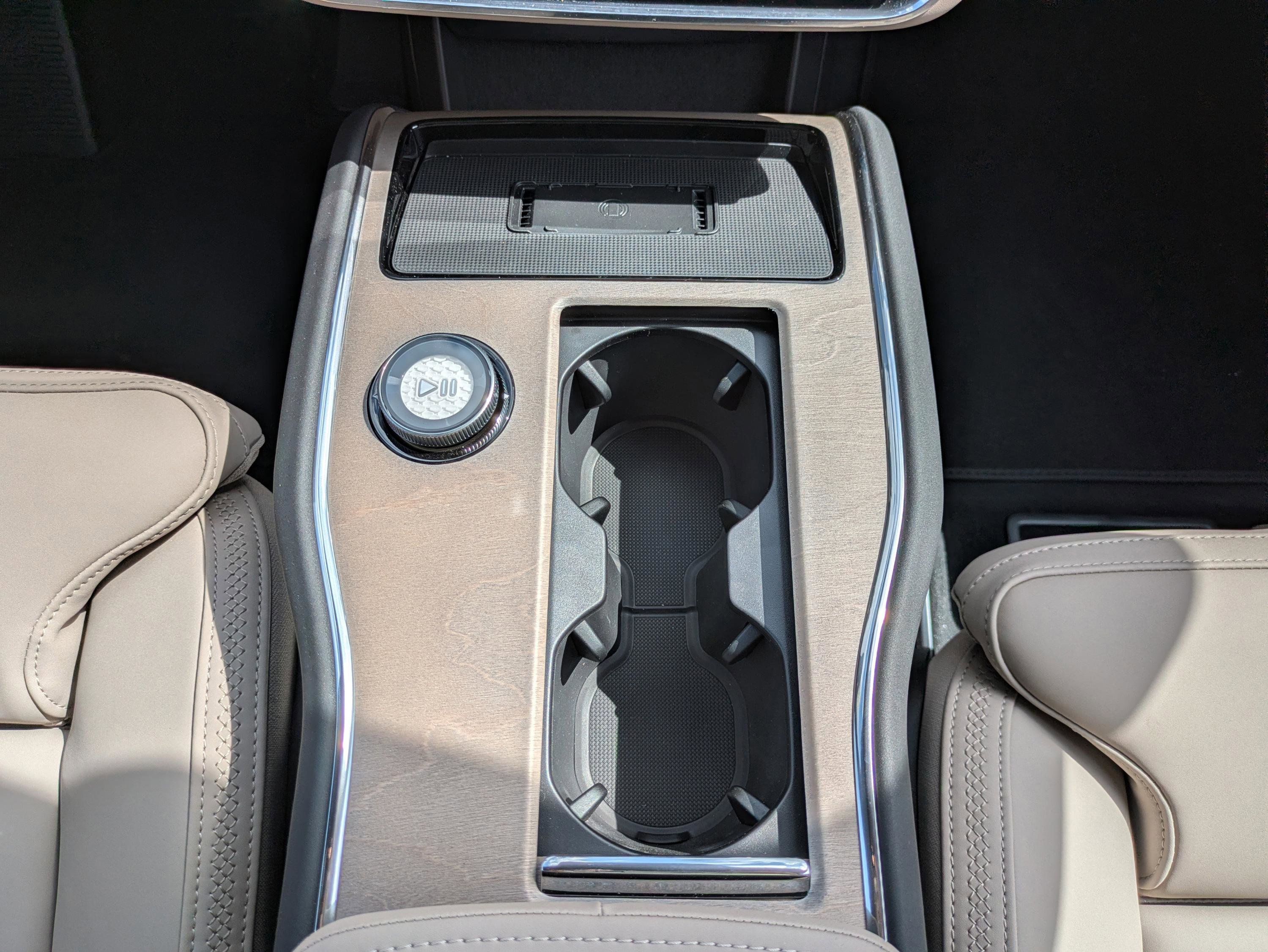 New 2026 Volvo EX90 Plus image 20