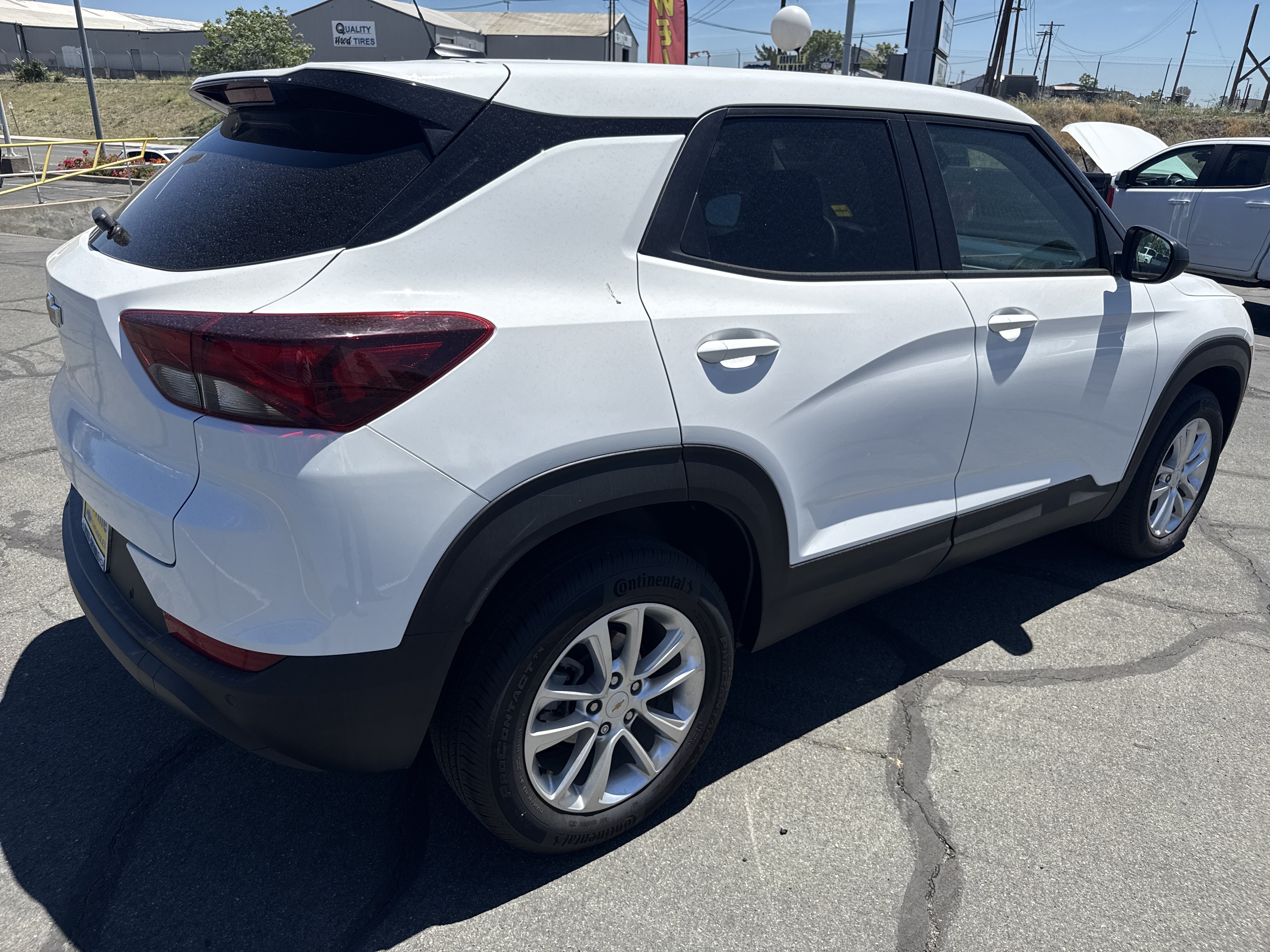 Used 2025 Chevrolet TrailBlazer LS w/ LS Convenience Package AWD/4WD image 5
