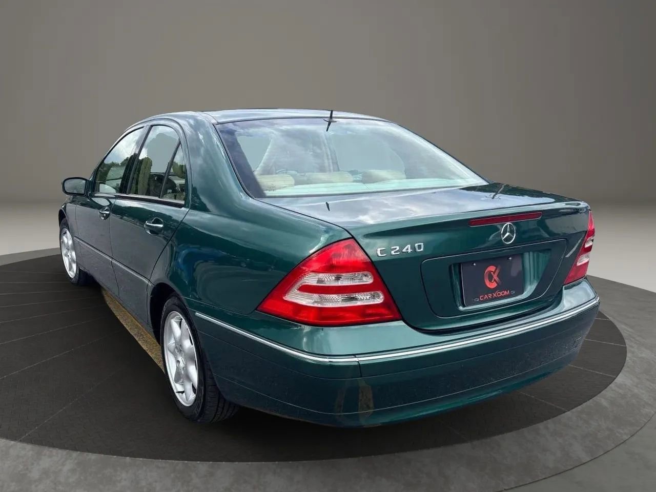 Used 2001 Mercedes-Benz C 240 Sedan image 6
