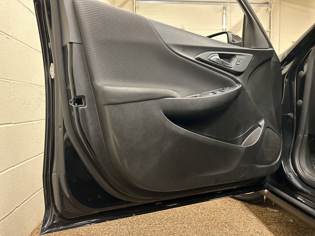 Used 2022 Chevrolet Malibu RS image 13