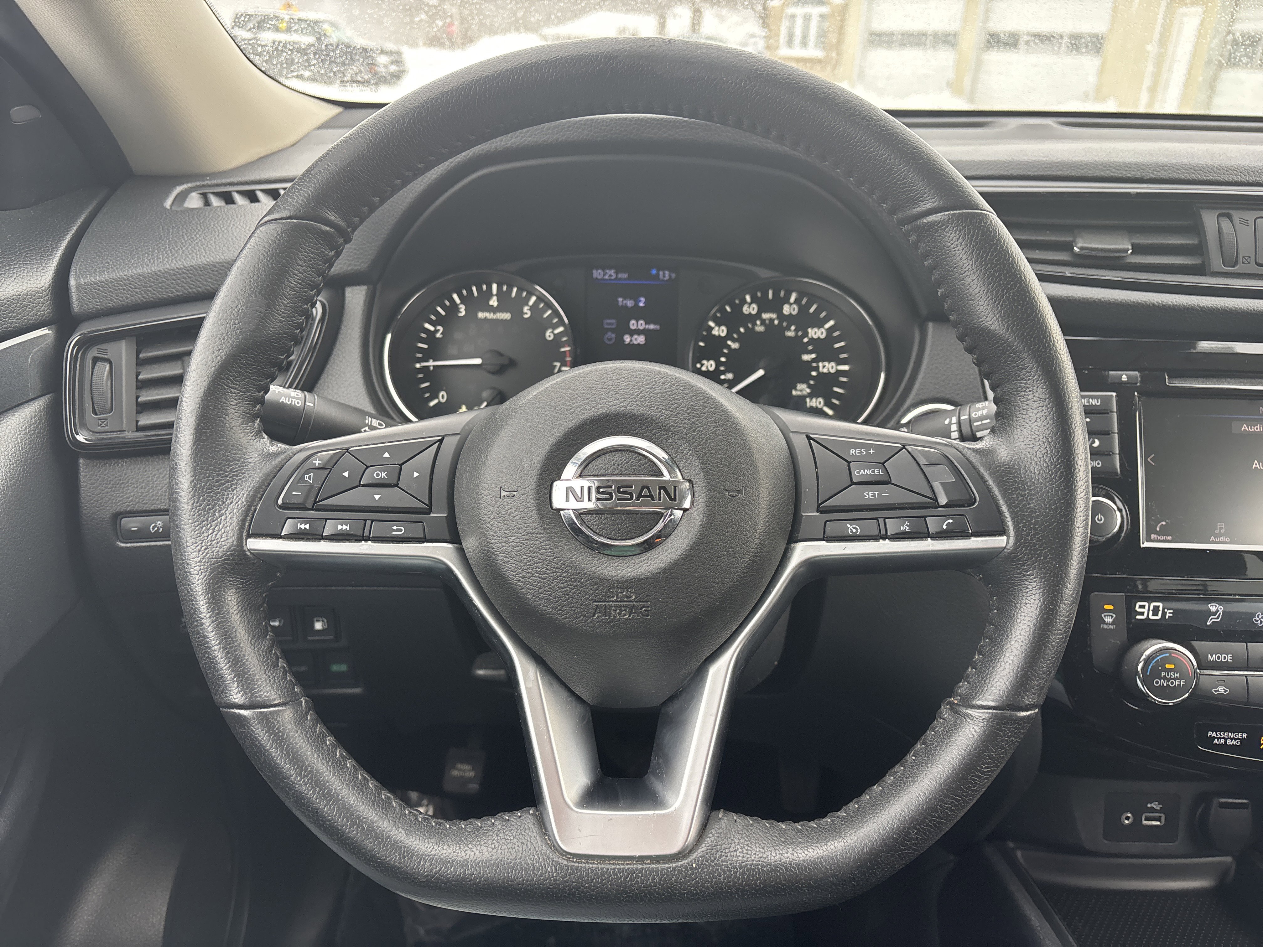 Used 2020 Nissan Rogue SV image 24