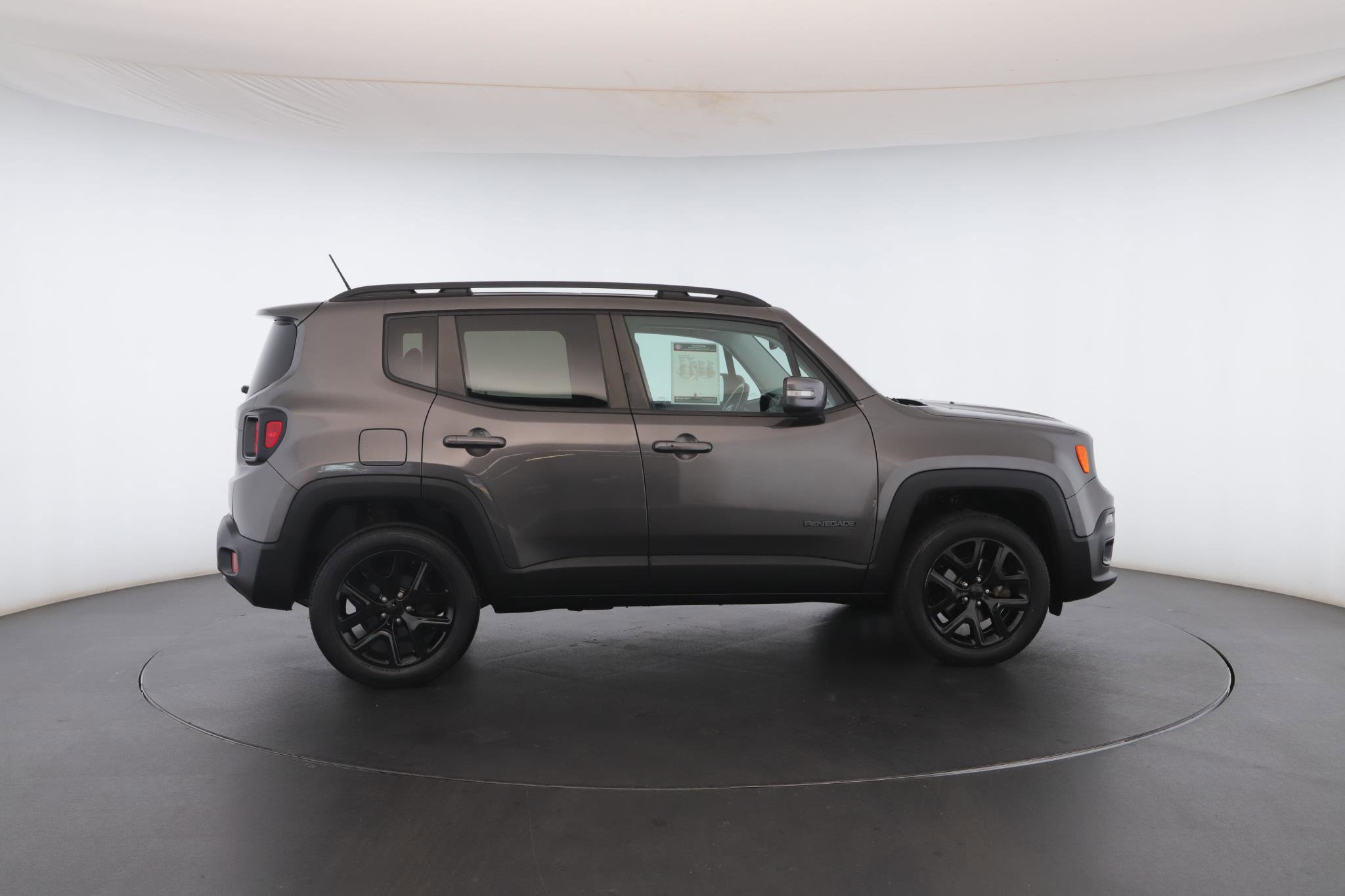 Used 2017 Jeep Renegade Altitude image 30