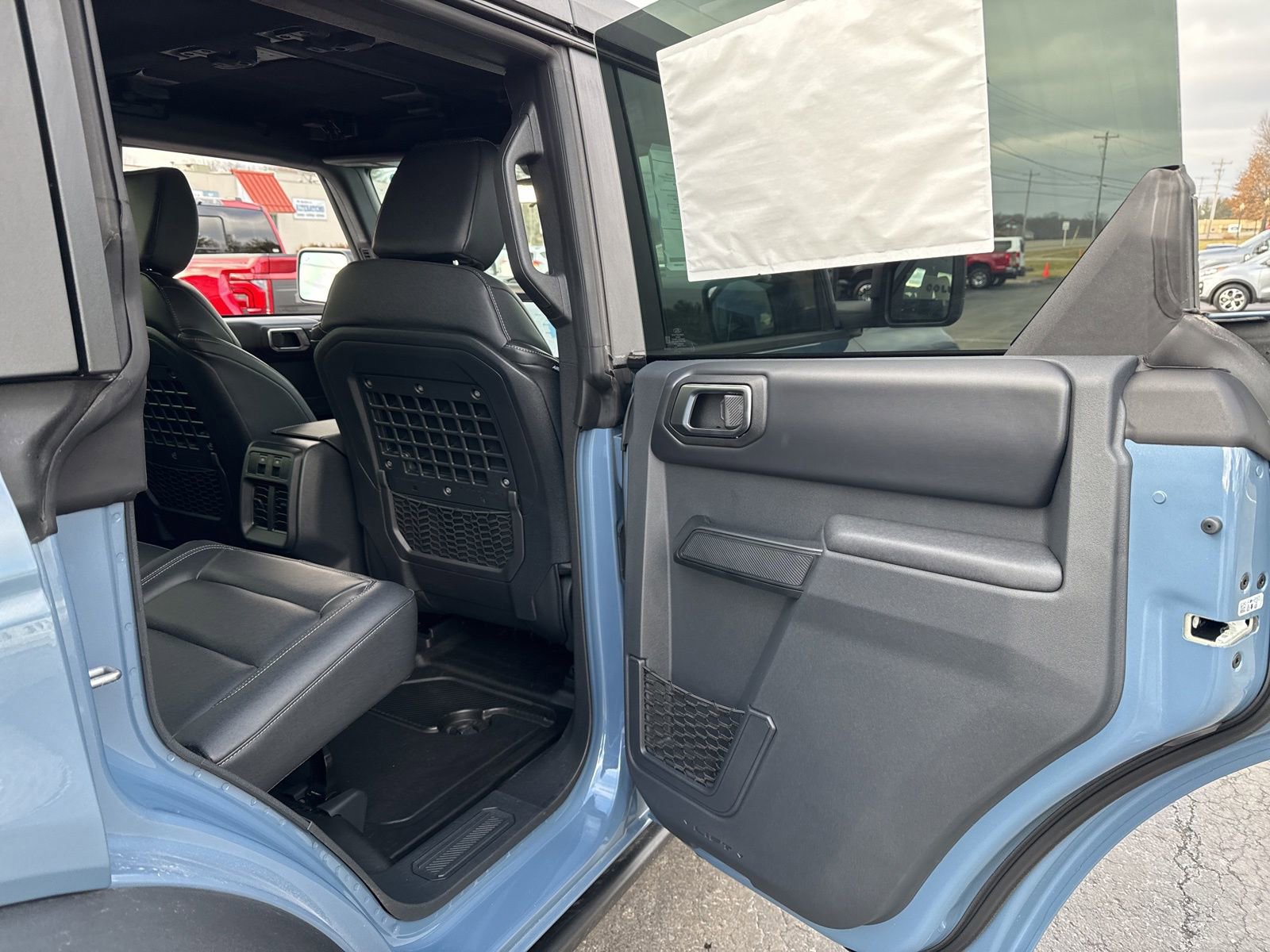 New 2025 Ford Bronco Badlands image 30