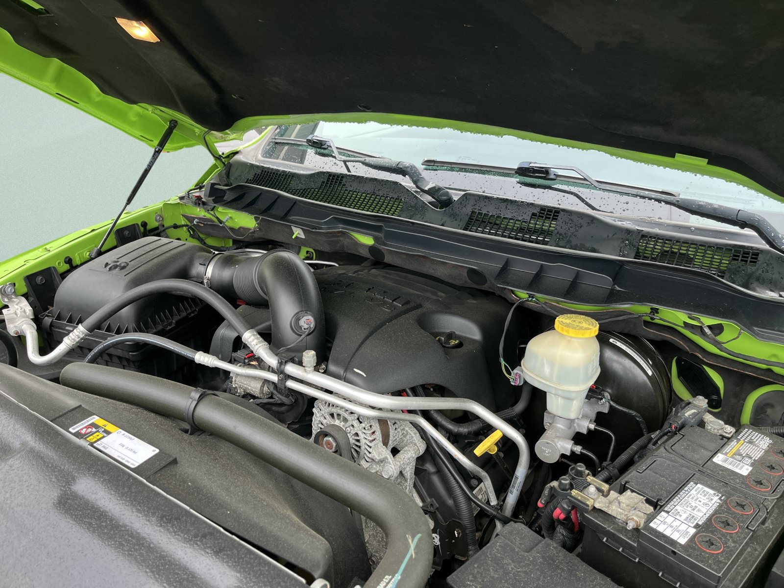 Used 2017 RAM 1500 Sport w/ Sublime Green Sport Package AWD/4WD image 9