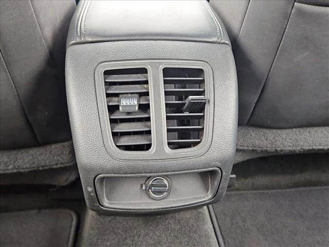 Used 2016 Ford Taurus SEL FWD image 16