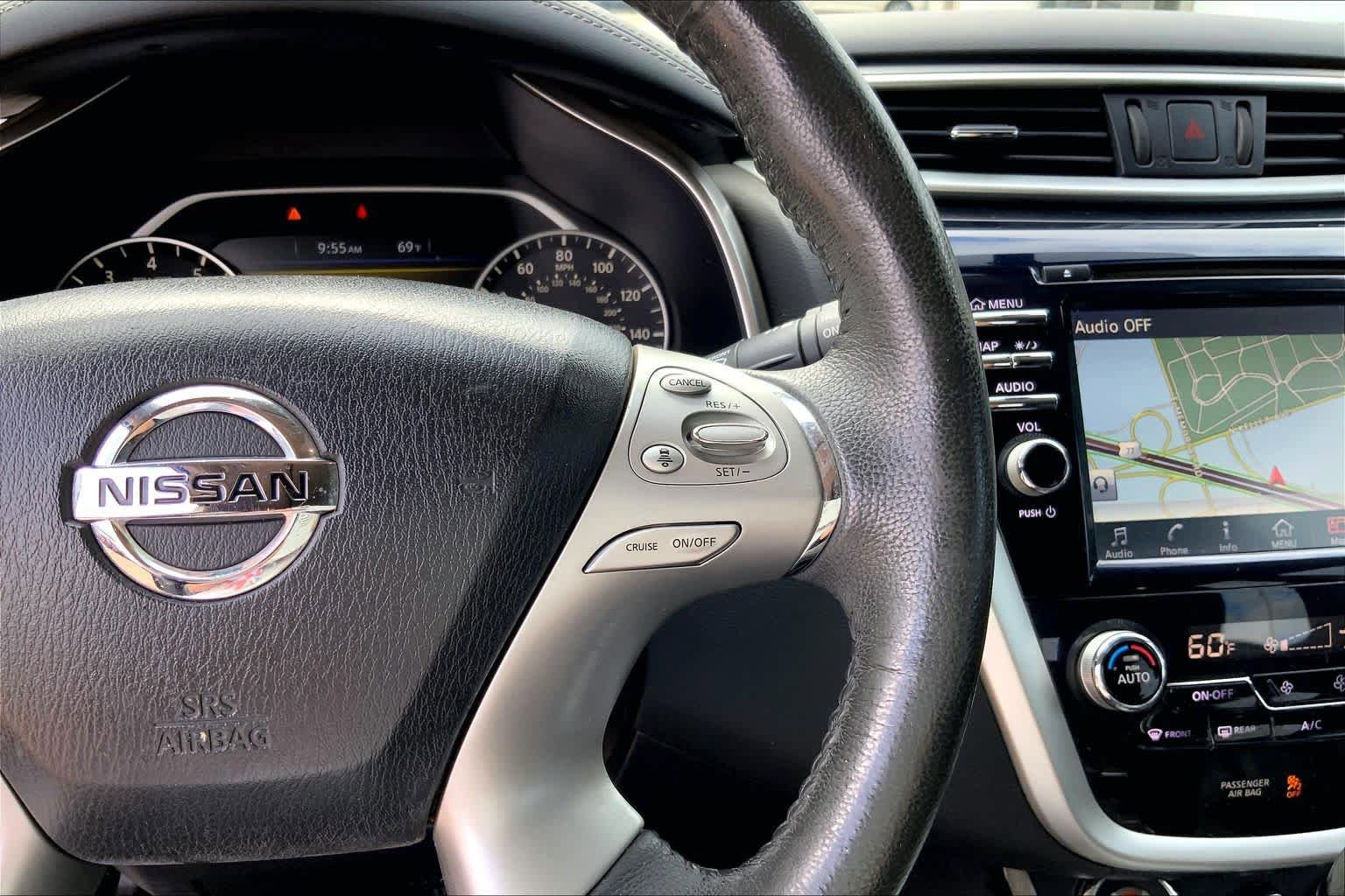 Used 2017 Nissan Murano Platinum w/ Platinum Technology Package FWD image 24
