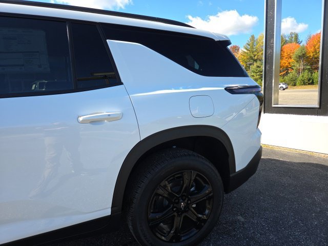 New 2027 Chevrolet Traverse LT w/ Midnight/Sport Edition AWD/4WD image 16