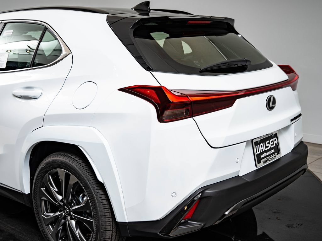 New 2026 Lexus UX 300h AWD image 19
