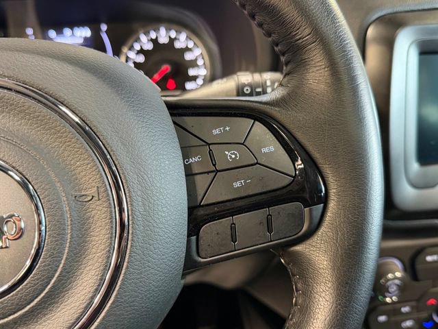 Used 2019 Jeep Renegade Altitude w/ Quick Order Package 2XM FWD image 26