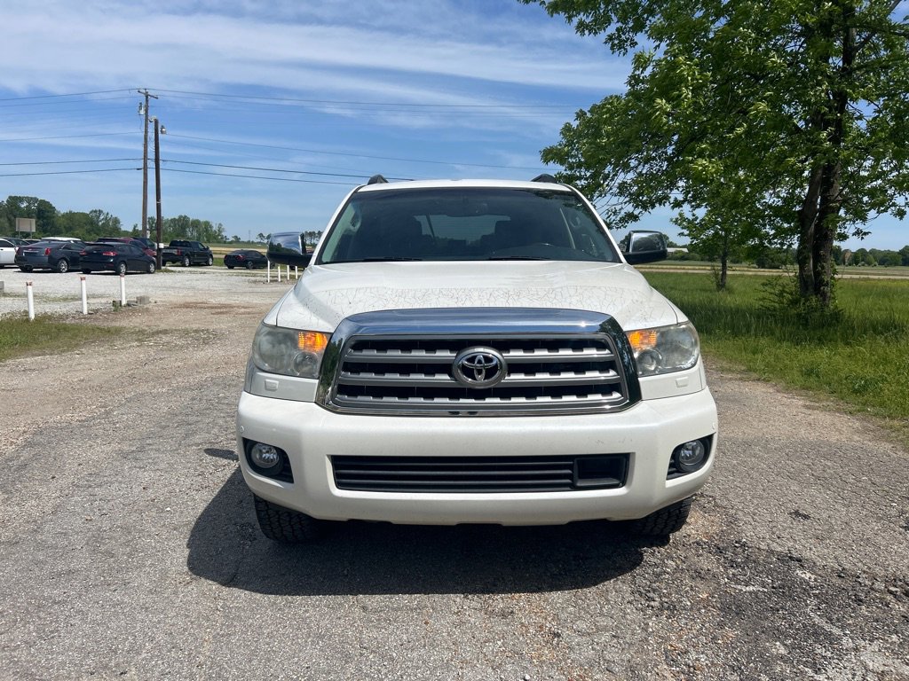 Used 2016 Toyota Sequoia Platinum AWD/4WD image 2