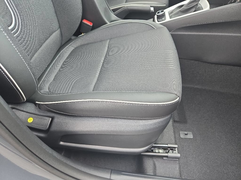 New 2026 Hyundai Venue SEL FWD image 26