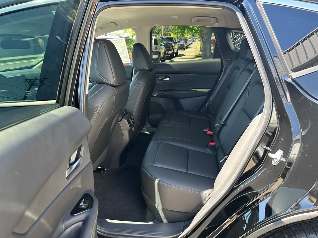 New 2025 Nissan Murano SV w/ Cargo Package AWD/4WD image 24