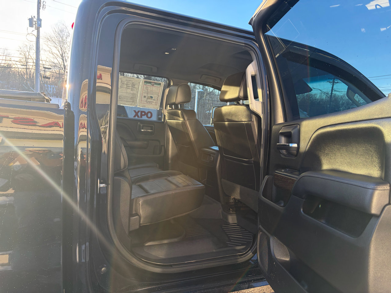 Used 2018 GMC Sierra 2500 Denali image 45