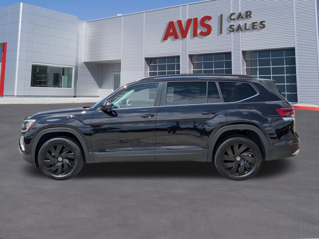 Used 2025 Volkswagen Atlas SE FWD image 10